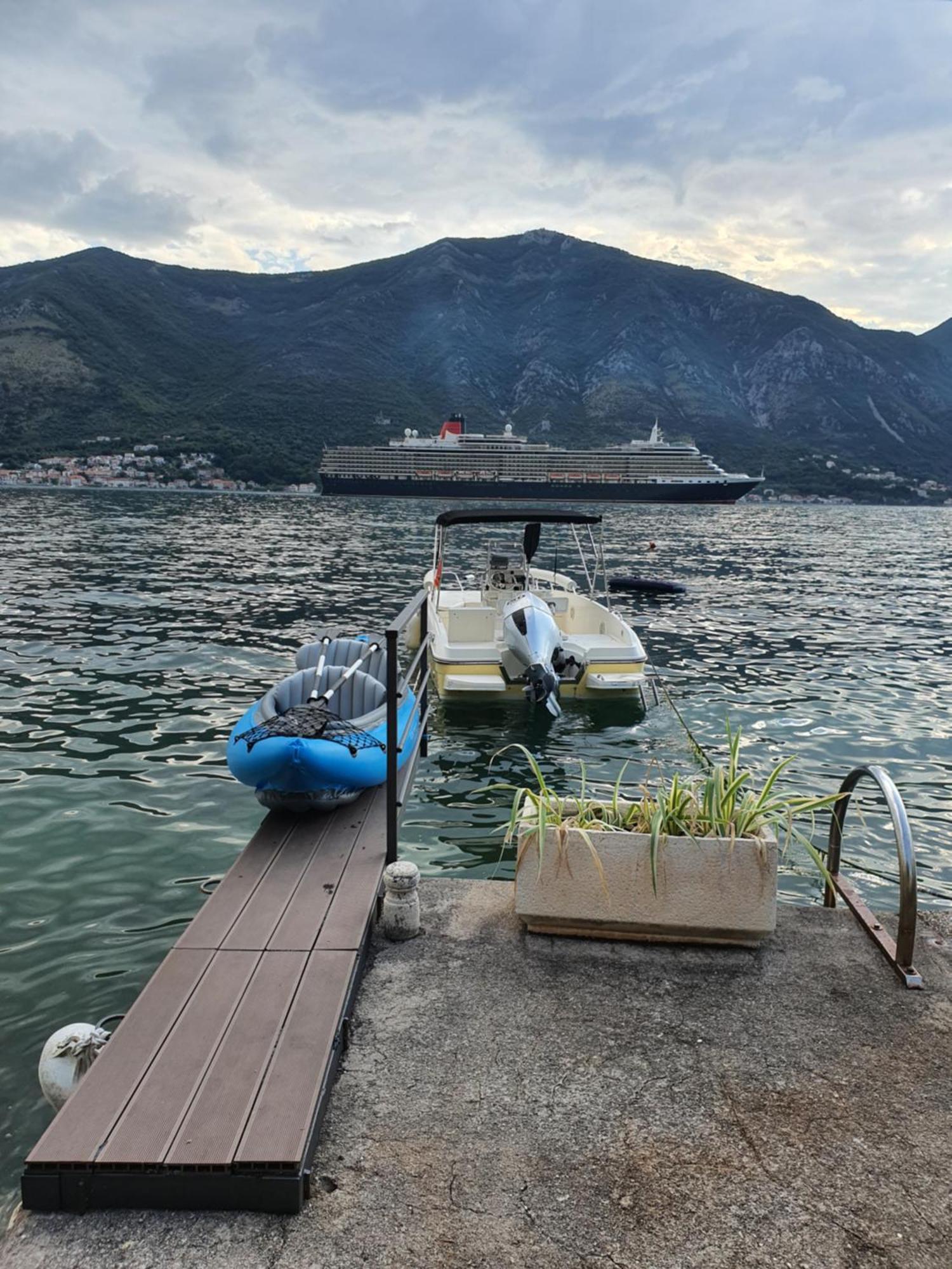 La Grande Apartments Kotor Luaran gambar