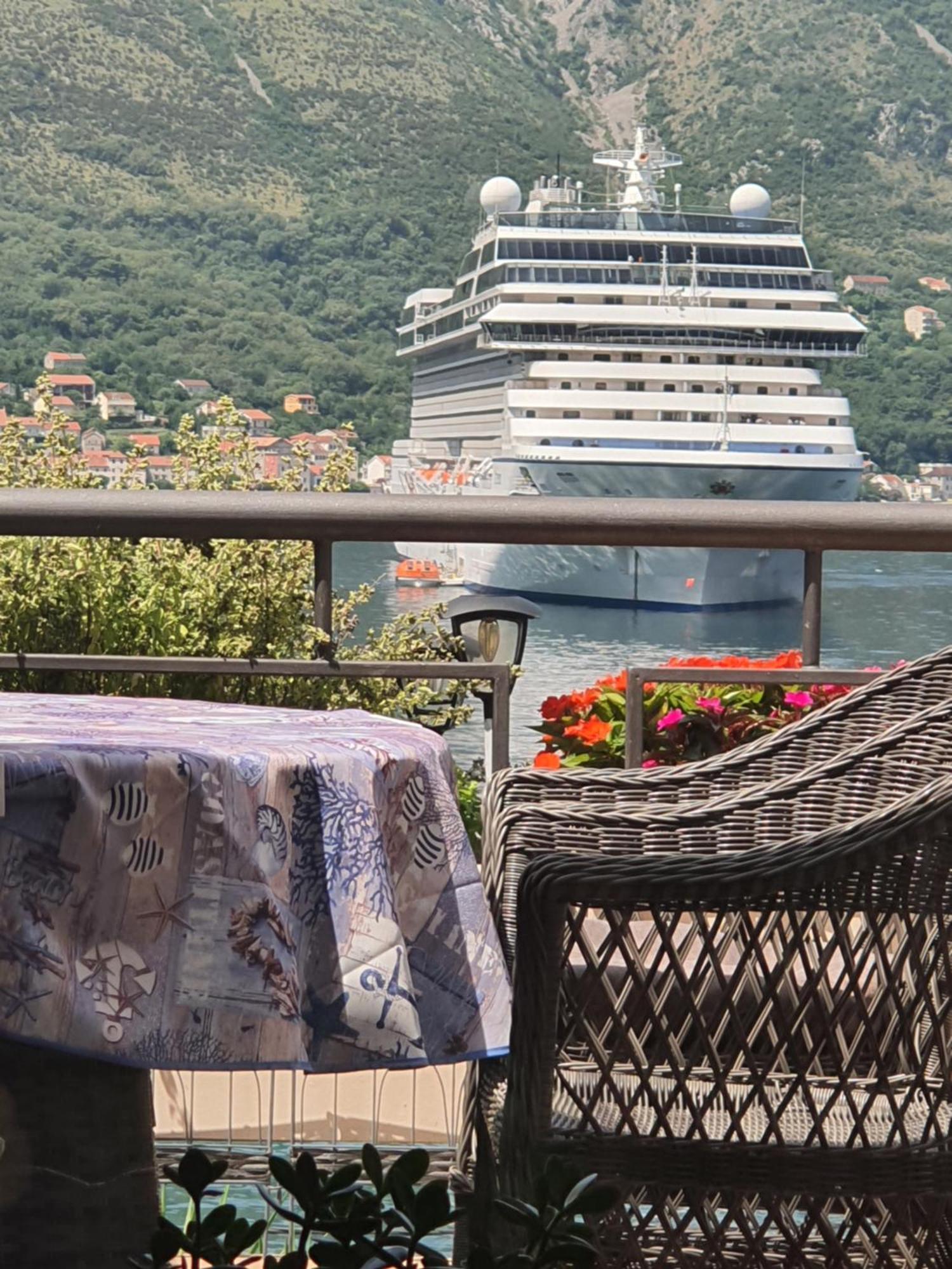 La Grande Apartments Kotor Luaran gambar